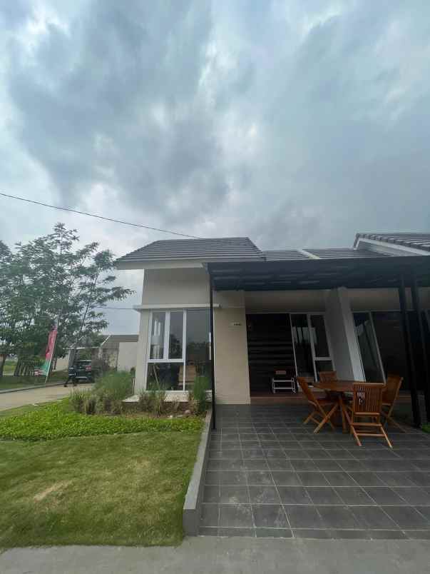 dijual rumah cimuning