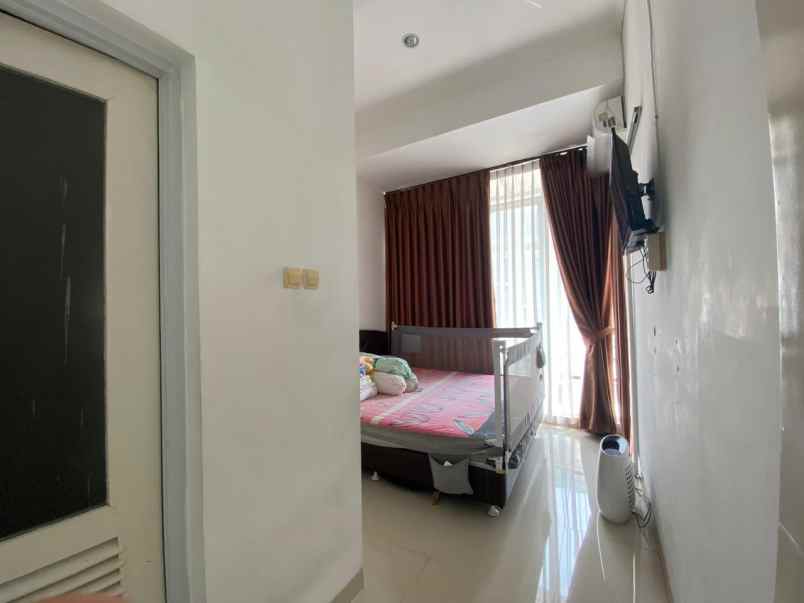 dijual rumah cinere depok kota depok