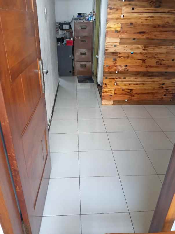 dijual rumah cipageran