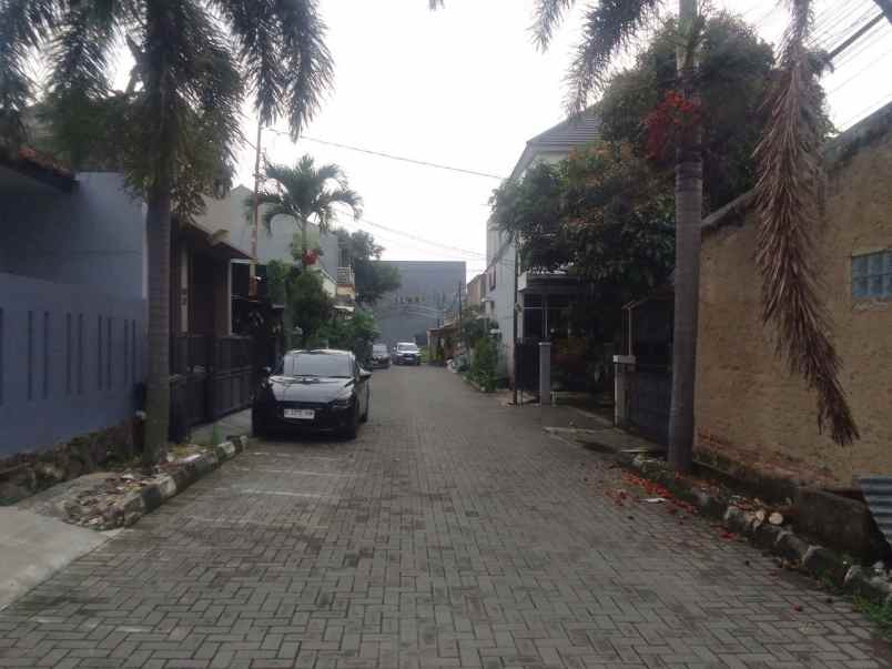 dijual rumah cipageran