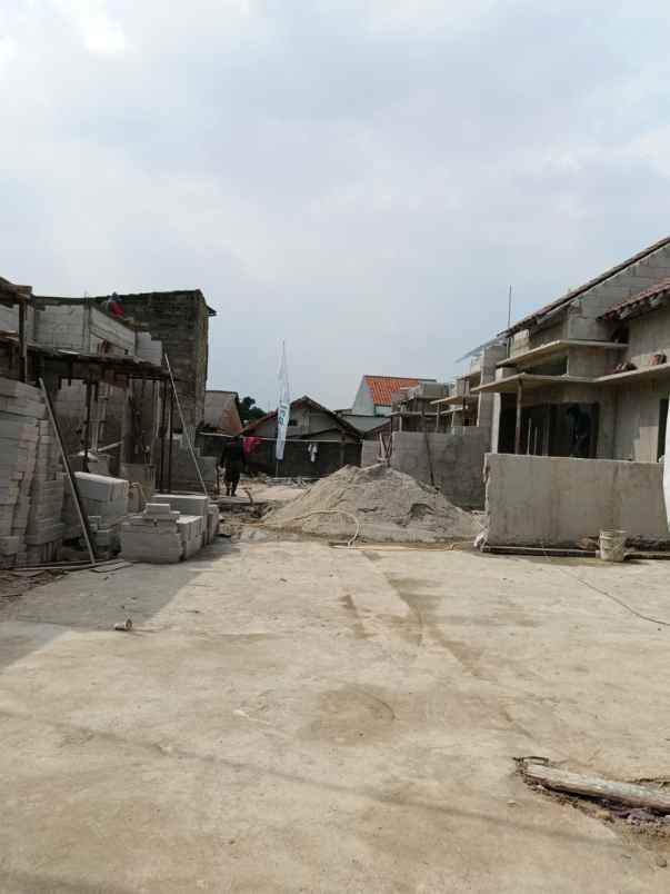 dijual rumah cipayung depok