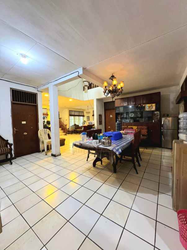 dijual rumah cipete selatan