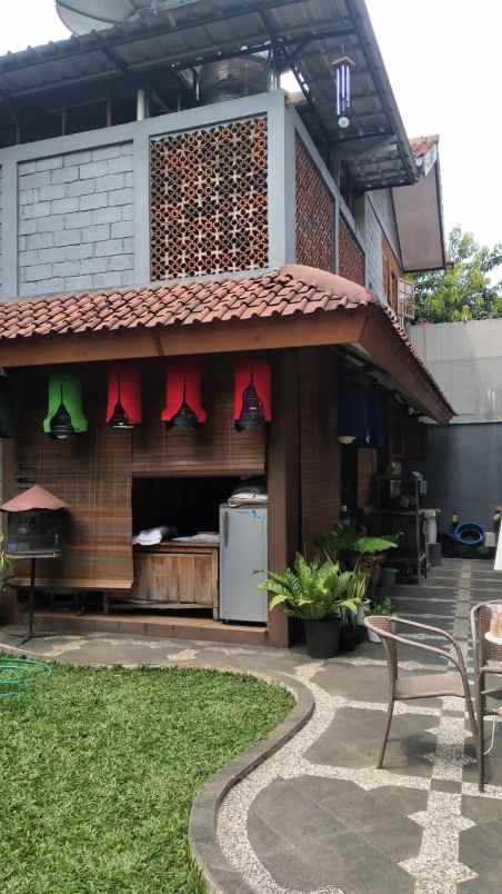 dijual rumah cipete utara