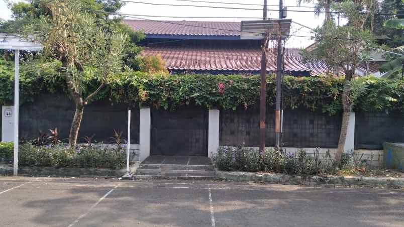 dijual rumah cipete utara