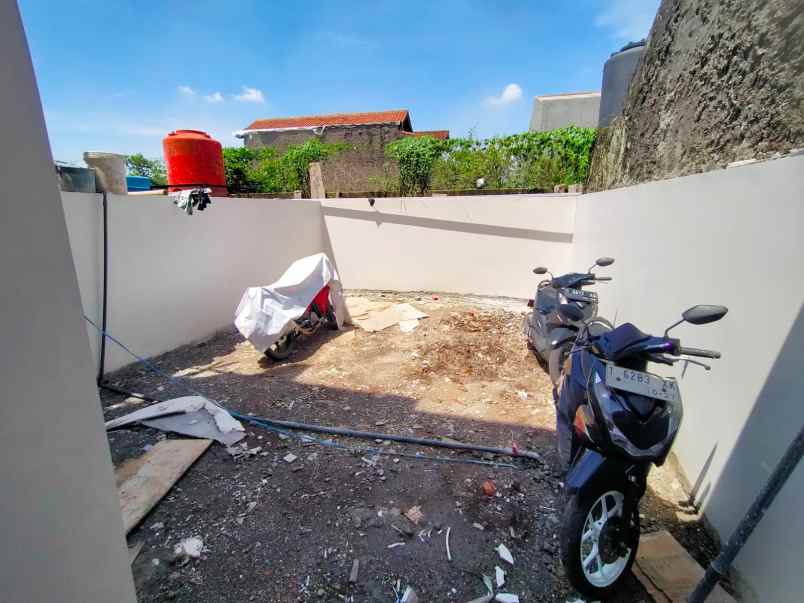 dijual rumah cisaranten kulon arcamanik