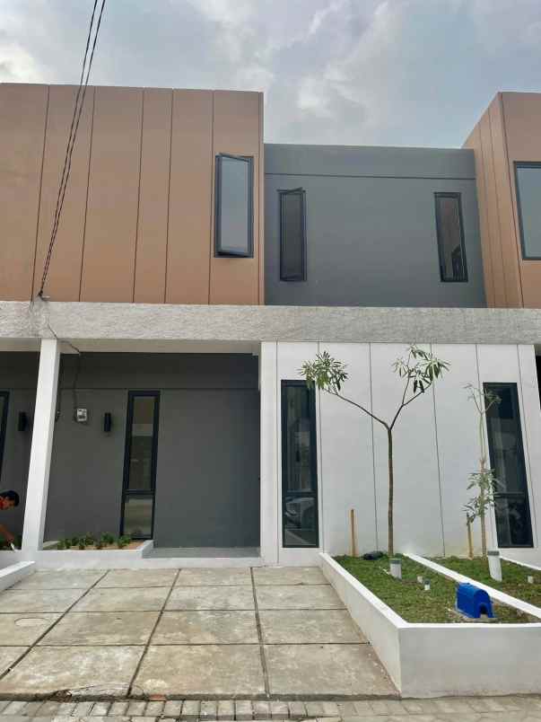 dijual rumah citaville residence