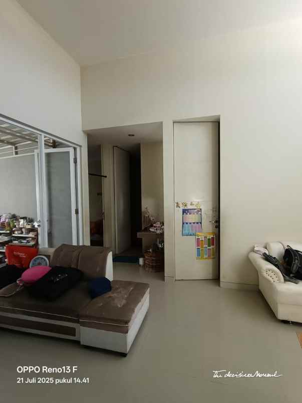 dijual rumah citra grand