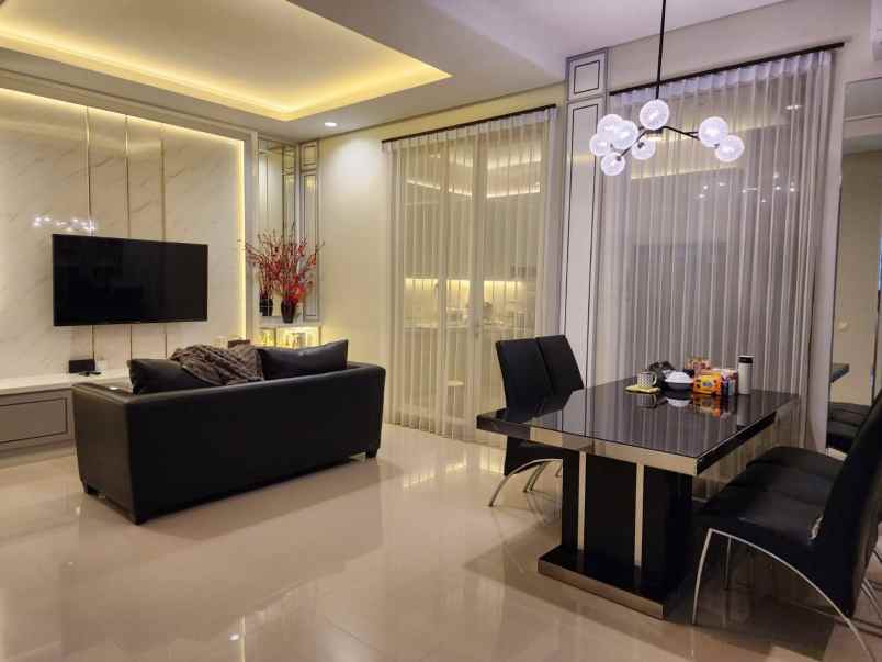 dijual rumah citraland greenlake