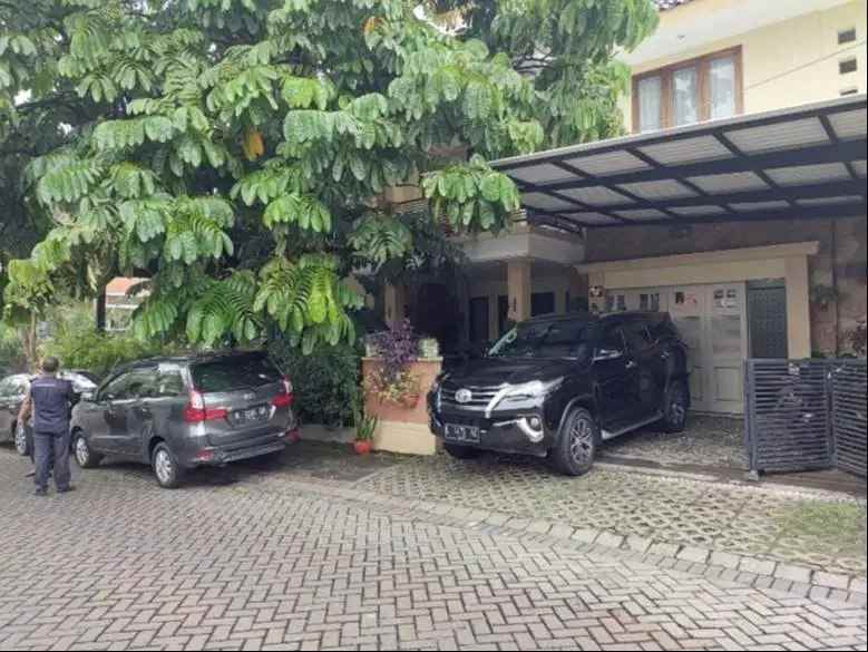 dijual rumah citraland international