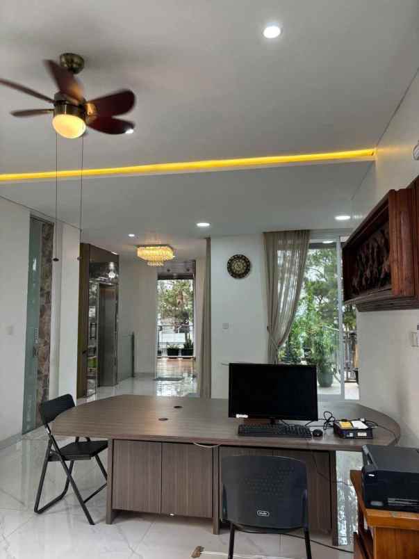 dijual rumah cluster amalfi di jl raya