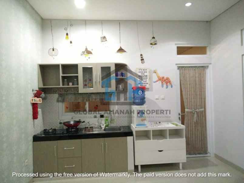 dijual rumah cluster cihanjuang