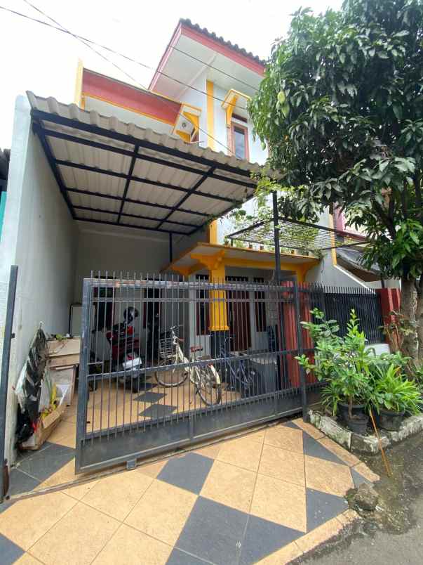 dijual rumah cluster graha batu karang