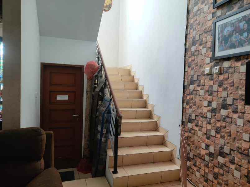 dijual rumah cluster heliconia harapan