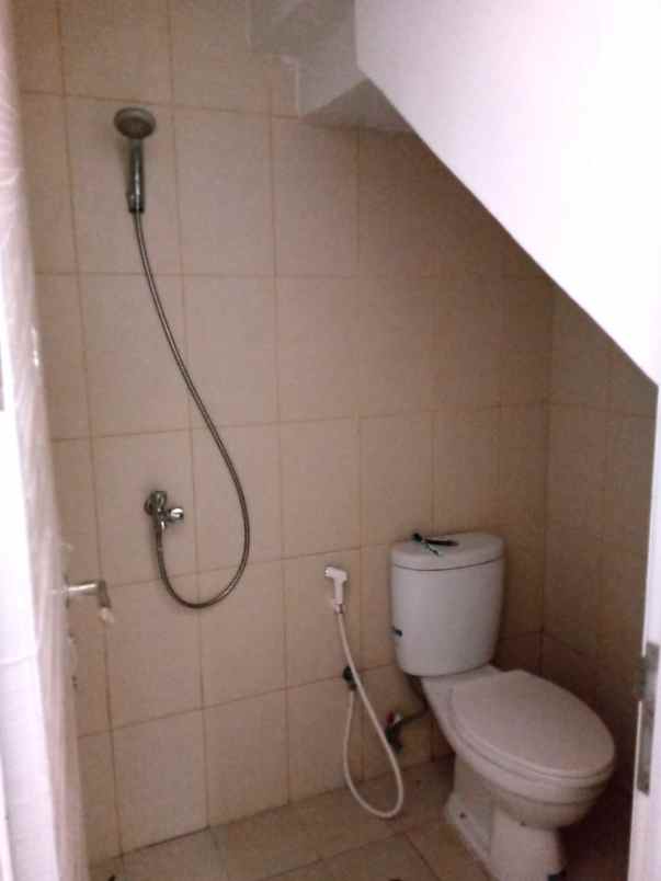 dijual rumah cluster la seine jgc