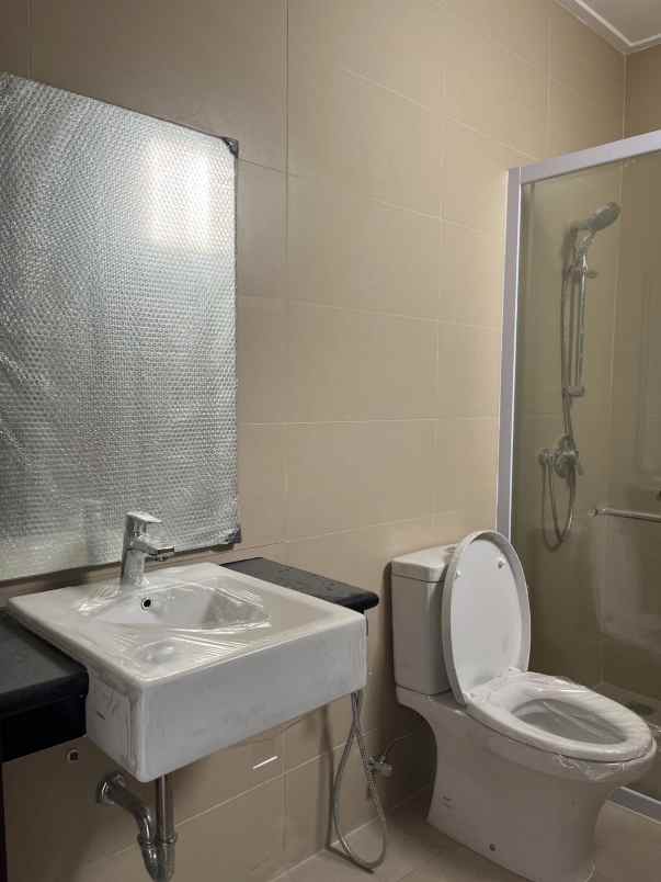 dijual rumah cluster miami pik 2