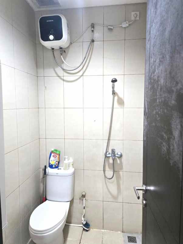 dijual rumah cluster shinano jgc