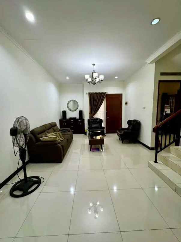 dijual rumah clustet harmoni harapan