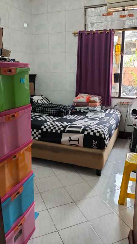 dijual rumah darmo harapan
