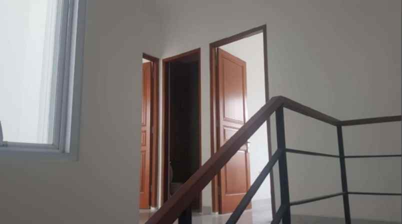 dijual rumah dekat gandaria city mall