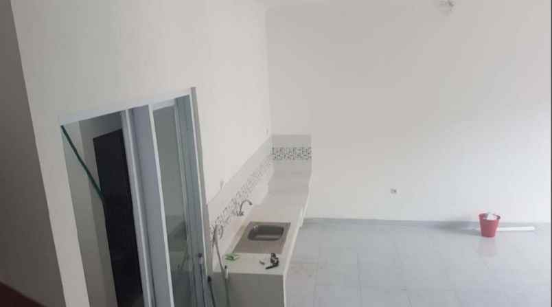 dijual rumah dekat gandaria city mall