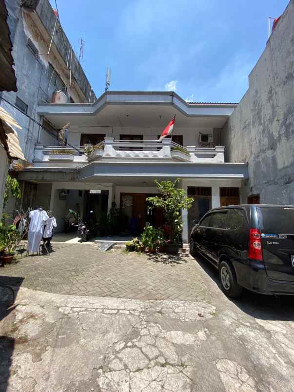 dijual rumah dekat pondok indah mall