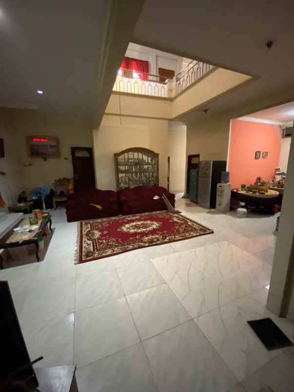 dijual rumah dekat pondok indah mall