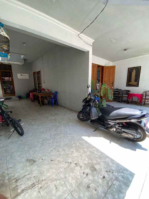 dijual rumah dekat pondok indah mall