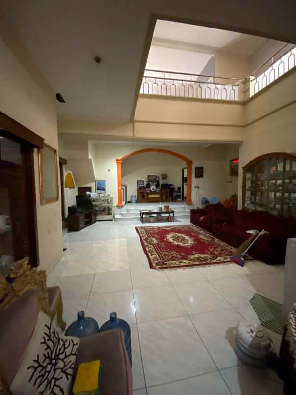 dijual rumah dekat pondok indah mall