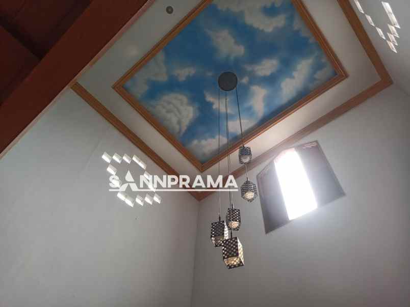 dijual rumah depok