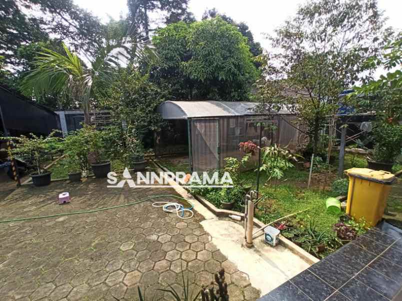 dijual rumah depok