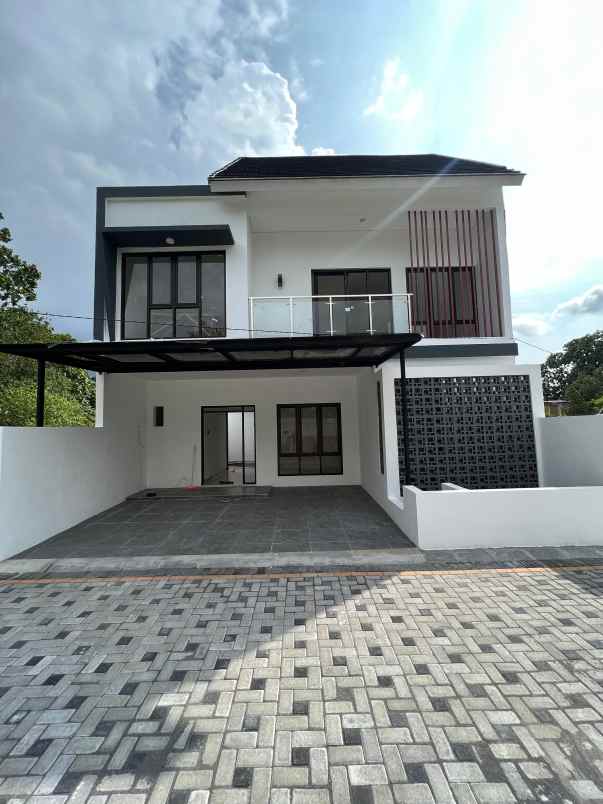 dijual rumah depok