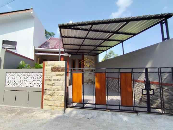 dijual rumah depok sleman yogyakarta