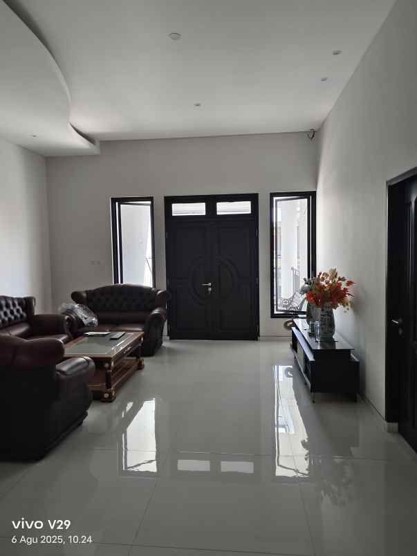 dijual rumah dharmagusada mas murah