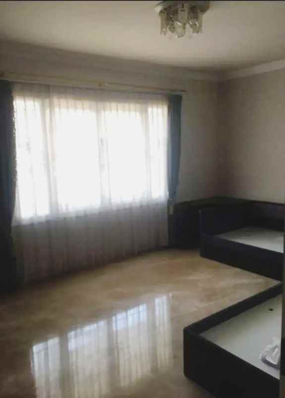 dijual rumah dharmahusada indah barat