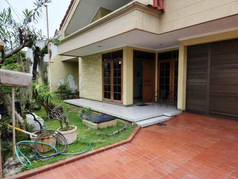 dijual rumah dharmahusada indah timur