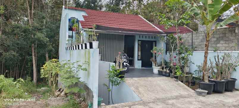 dijual rumah di bangunjiwo kasihan bantul
