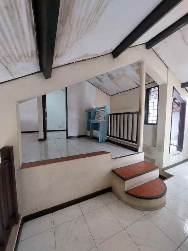 dijual rumah di cipayung jakarta timur