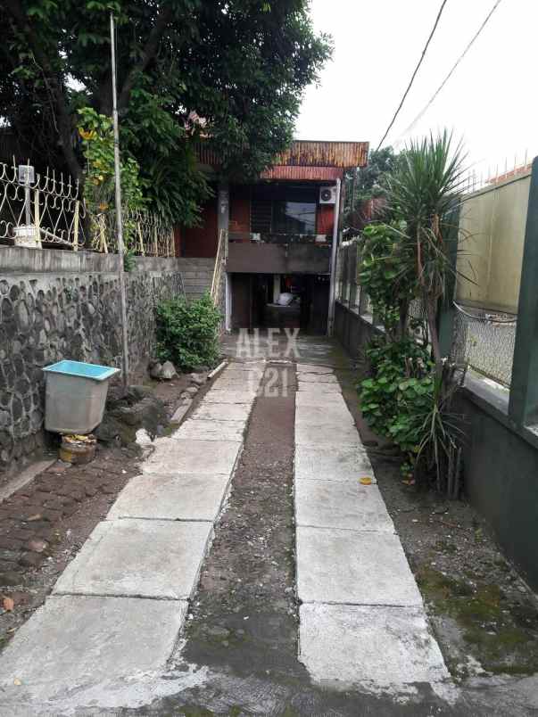 dijual rumah di condet jakarta timur