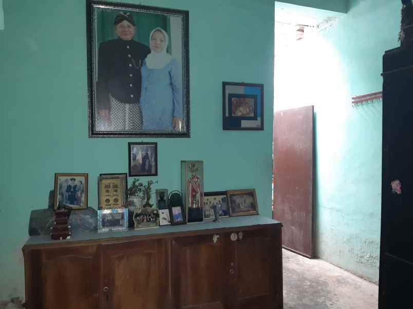 dijual rumah di dekat kampus jember