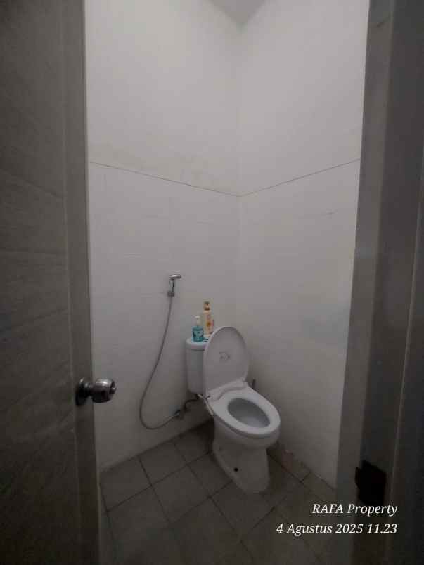 dijual rumah di depok syuhada semarang