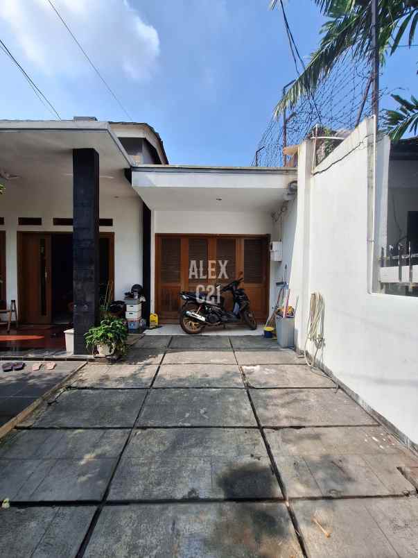 dijual rumah di jl cempaka putih jakarta pusat