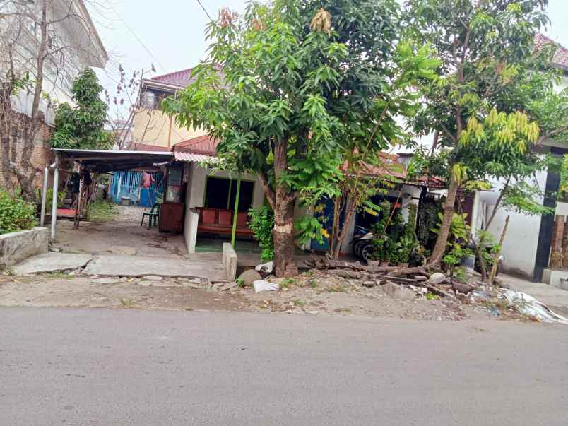 dijual rumah di jl gunung martimbang no 38