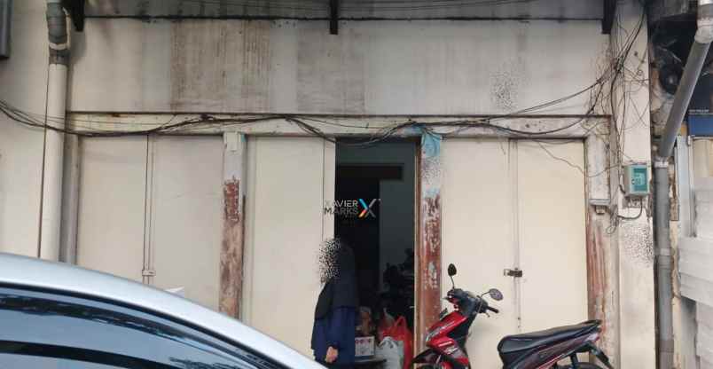 dijual rumah di jl kramat gantung bubutan pusat kota