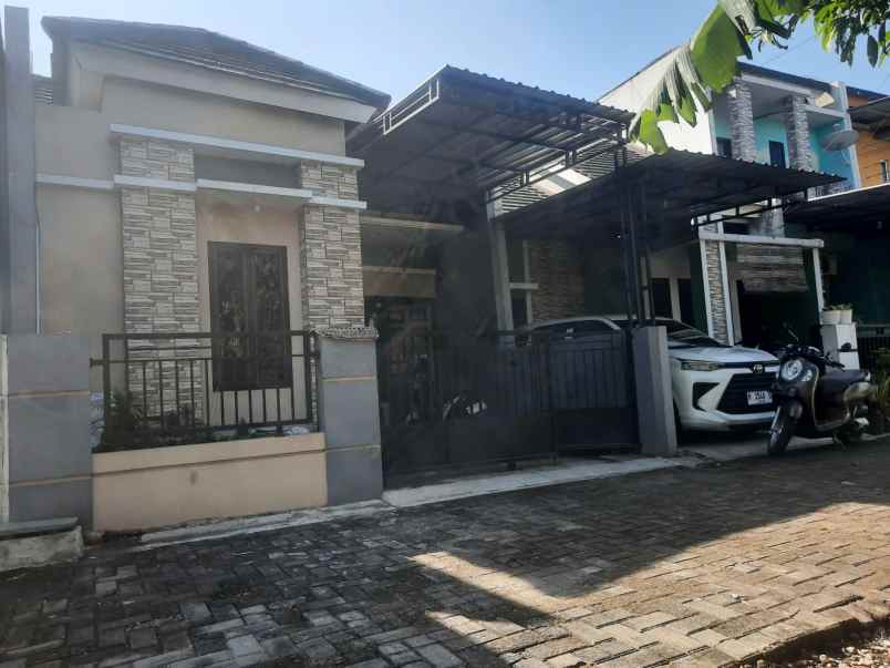 dijual rumah di jl syuhada pedurungan semarang