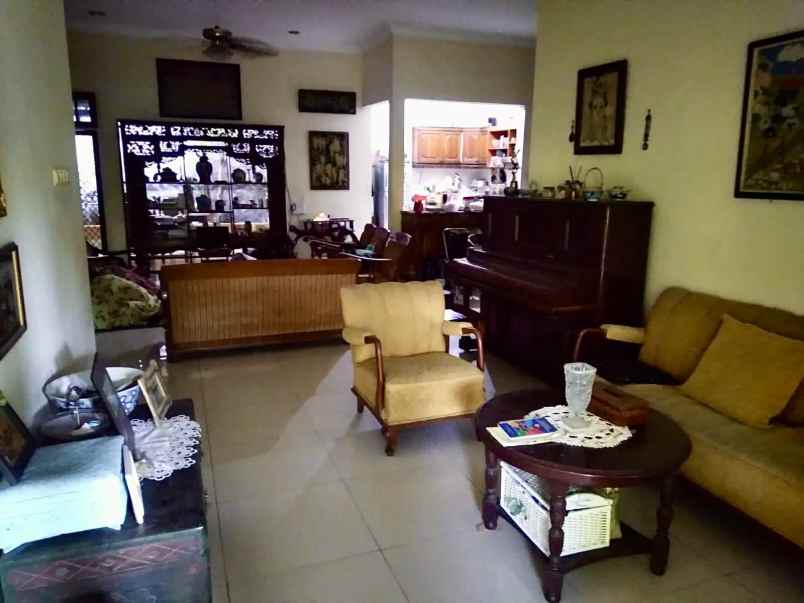 dijual rumah di manyar indah surabaya