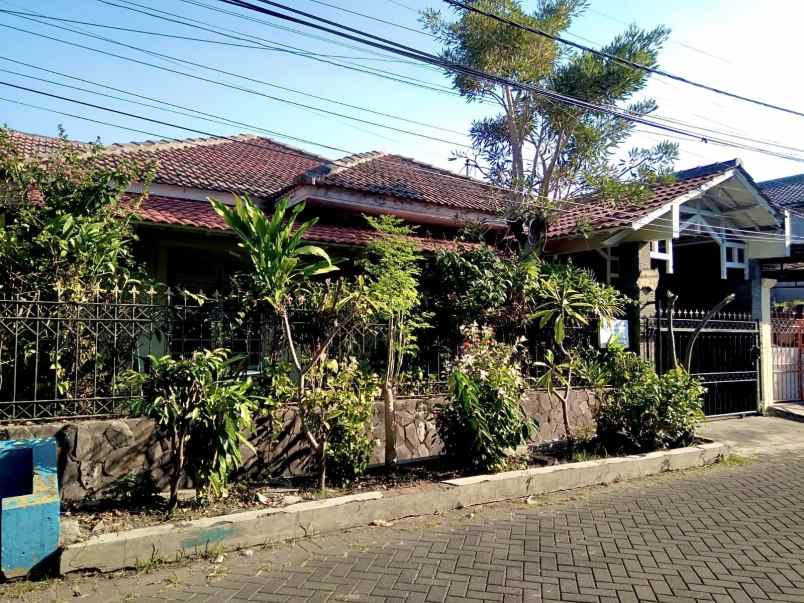 dijual rumah di manyar indah surabaya