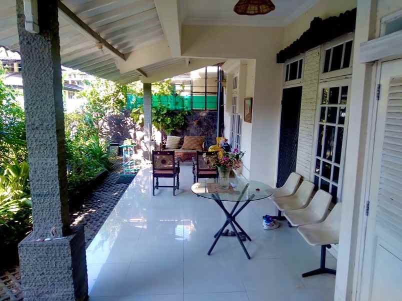 dijual rumah di manyar indah surabaya