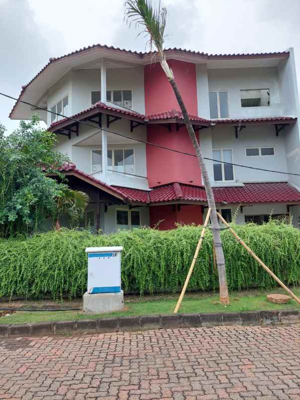 dijual rumah di pantai mutiara jakarta utara