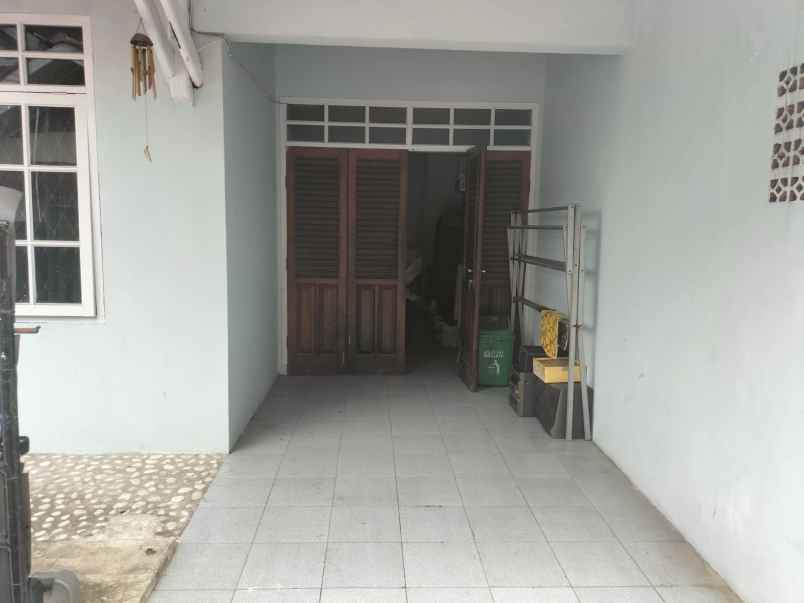 dijual rumah di saturnus barat margahayu raya bandung