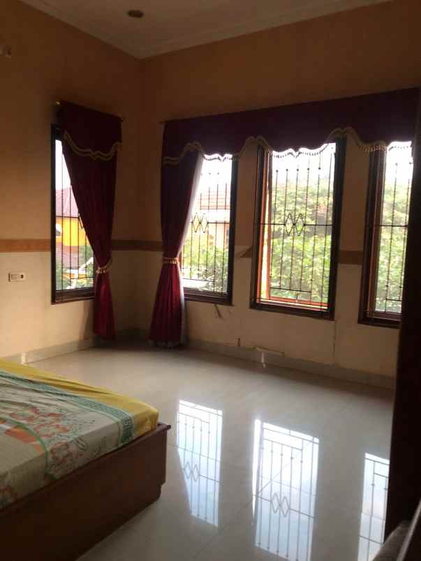 dijual rumah di taman bunga rawa bsb mijen semarang